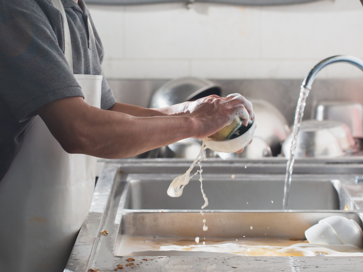 fiche metier collaborateur plongeur h-f-x