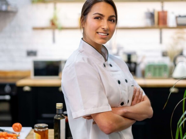 Trouver une offre d'emploi de demi-chef de partie